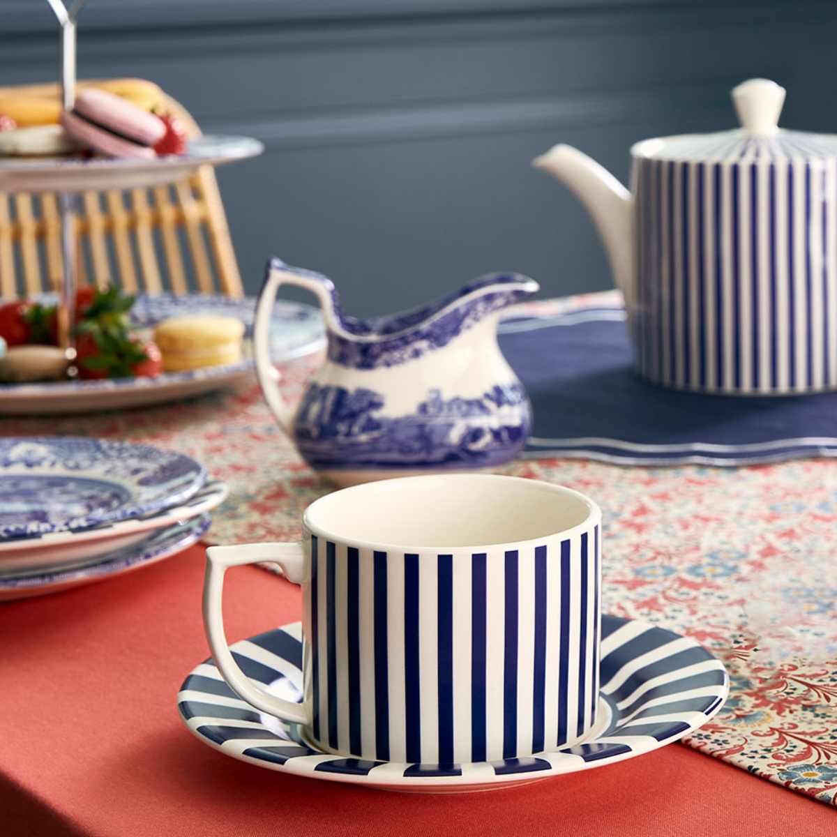 Steccato Narrow Teacup & Saucer image number null